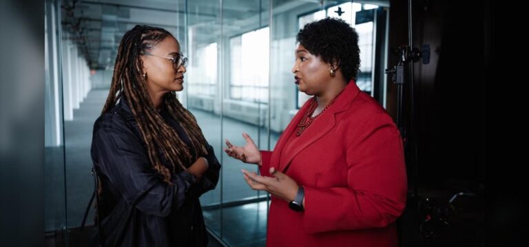 '14th' của Ava DuVernay dẫn đầu đề cử Critics Choice cho phim tài liệu